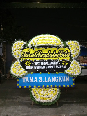 Papan Bunga Duka di Wenang
